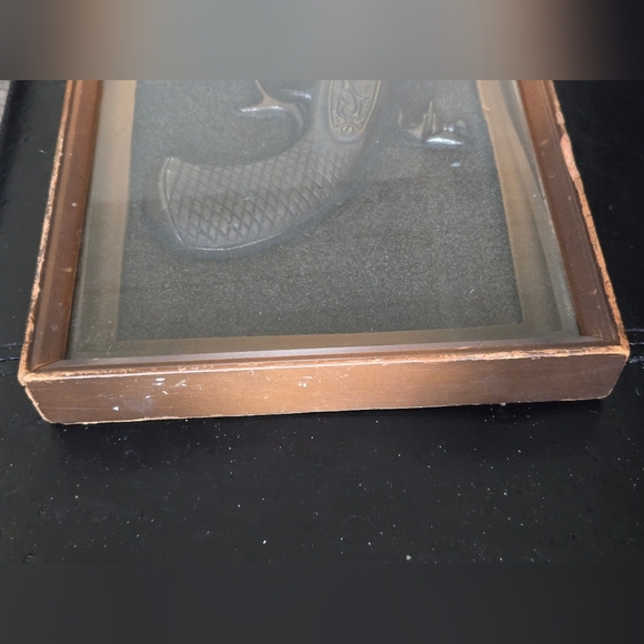 Turner Wall Accessary Decorative Antique-Style Pistol in Shadow Box - Picture 4 of 6